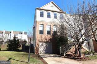 47616 Watkins Island Square - Photo 1 of 1