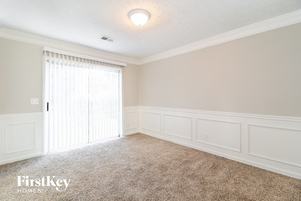 763 Ives Way Nw - Photo 4 of 15