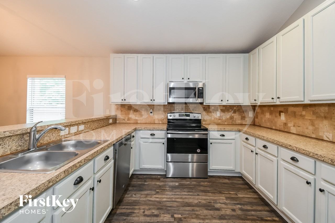 627 Arborwood Dr - Photo 6 of 18