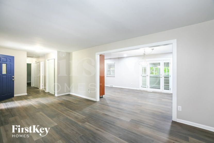 6050 Northland Road - Photo 4 of 15