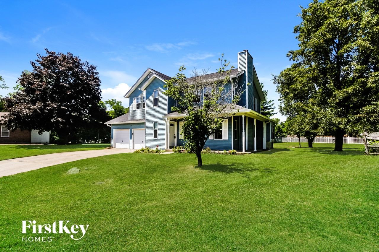 2320 Firth St - Photo 2 of 15