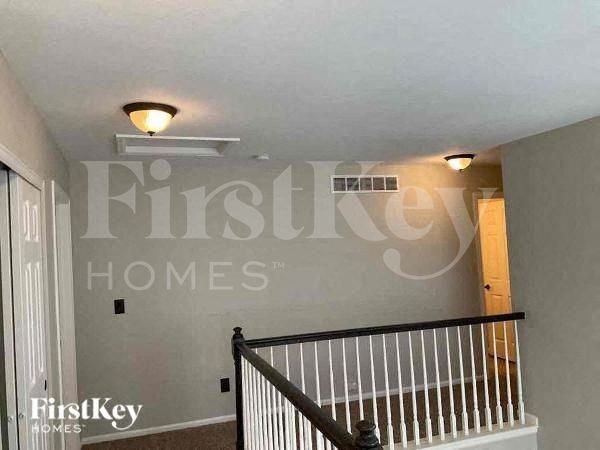 4725 Pasadena Way - Photo 2 of 10