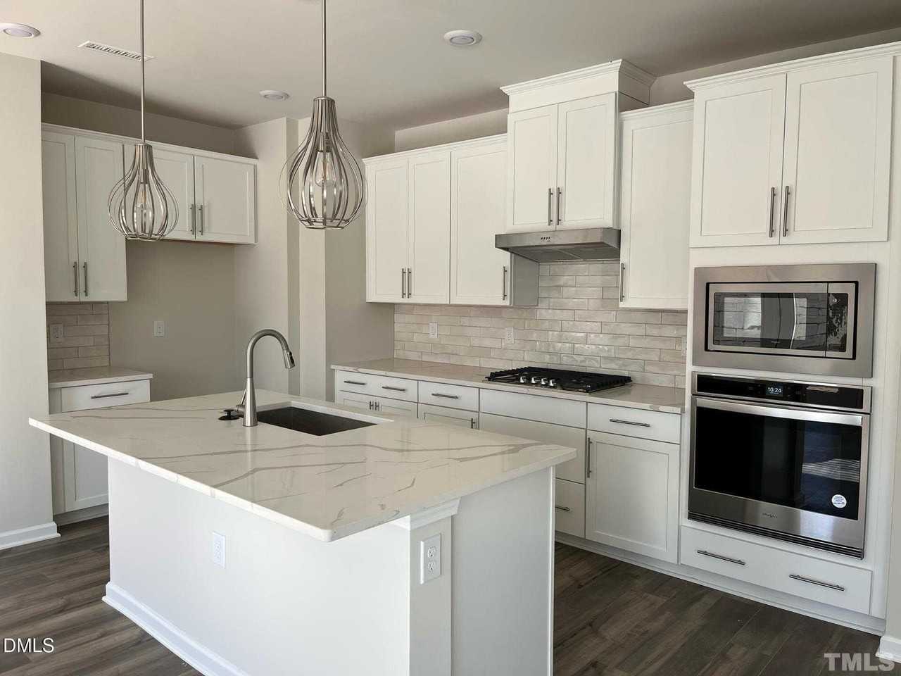 442 Sustainable Way - Photo 3 of 12