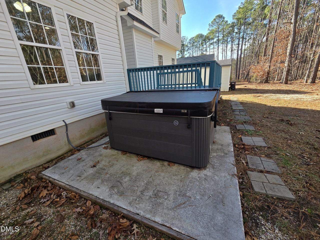 143 Rawhide Drive - Photo 5 of 17