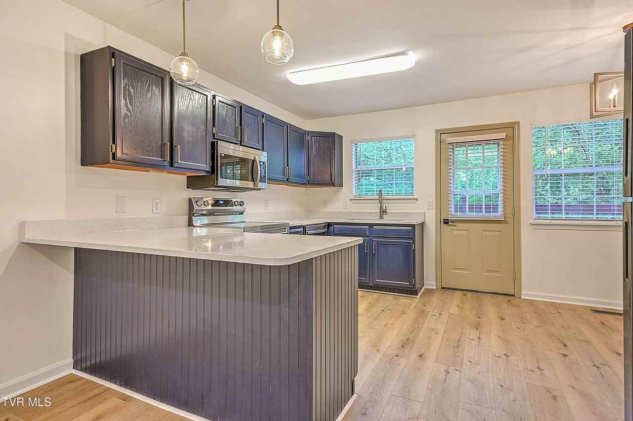 2971 Broad St Apt 163 #163 - Photo 4 of 15