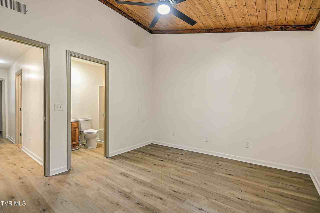 2971 Broad St Apt 163 #163 - Photo 7 of 15