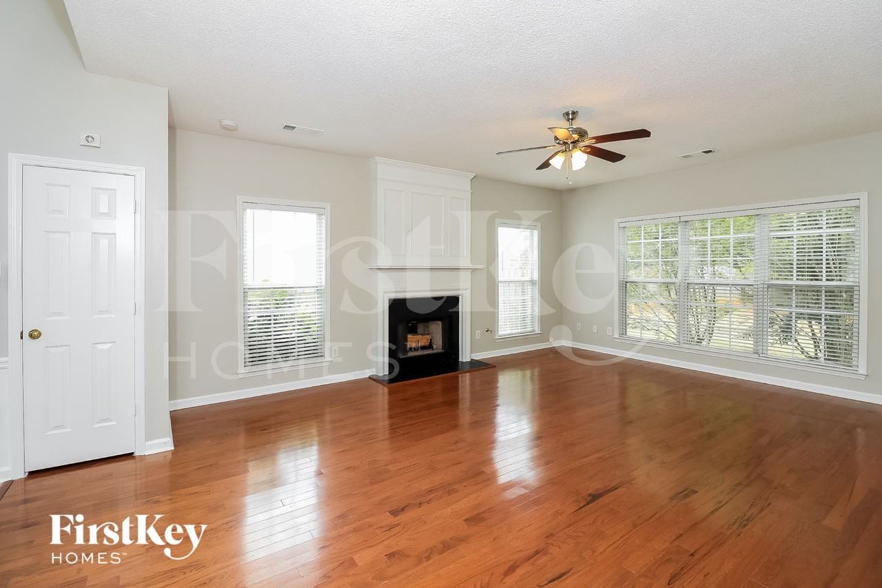 4143 Glenaire Way Northwest - Photo 2 of 15