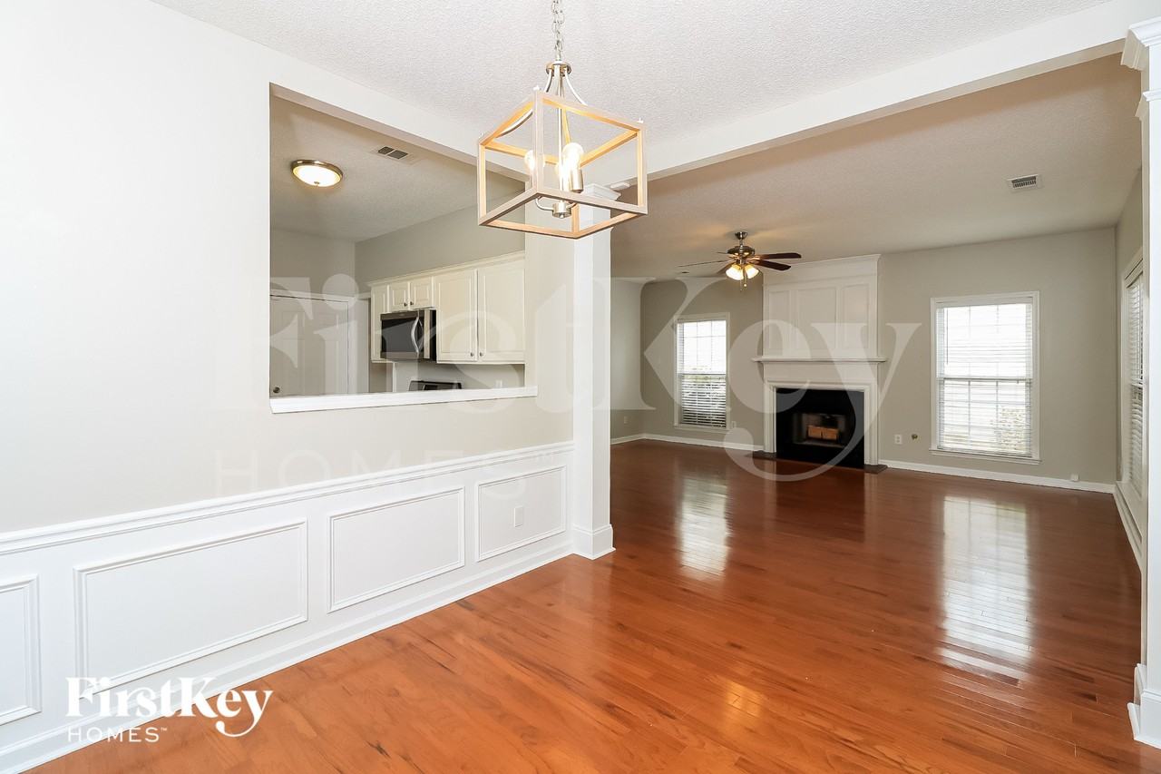 4143 Glenaire Way Northwest - Photo 6 of 15