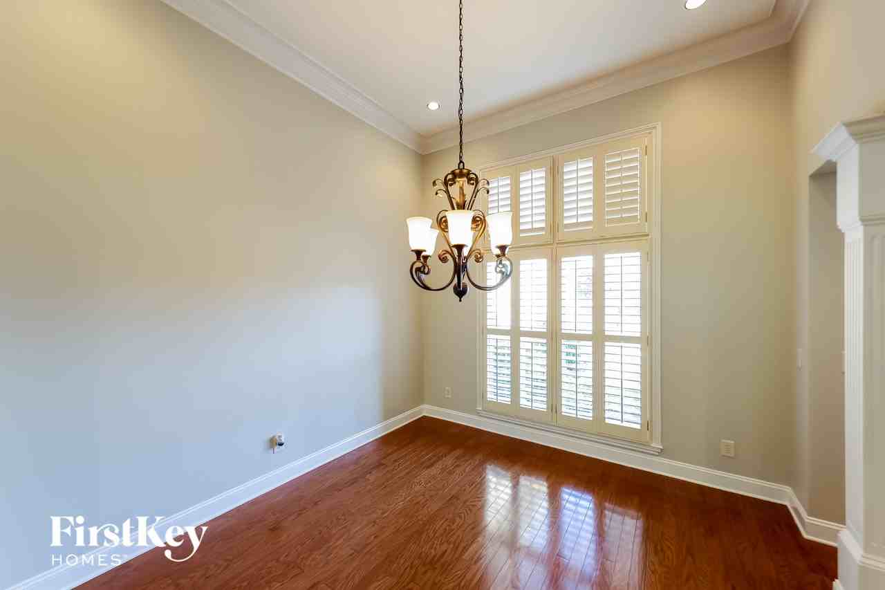 5938 Limestone Ln - Photo 5 of 15