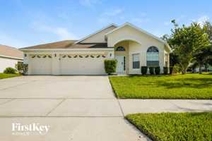 featured image of 2513 Balmoral Drive