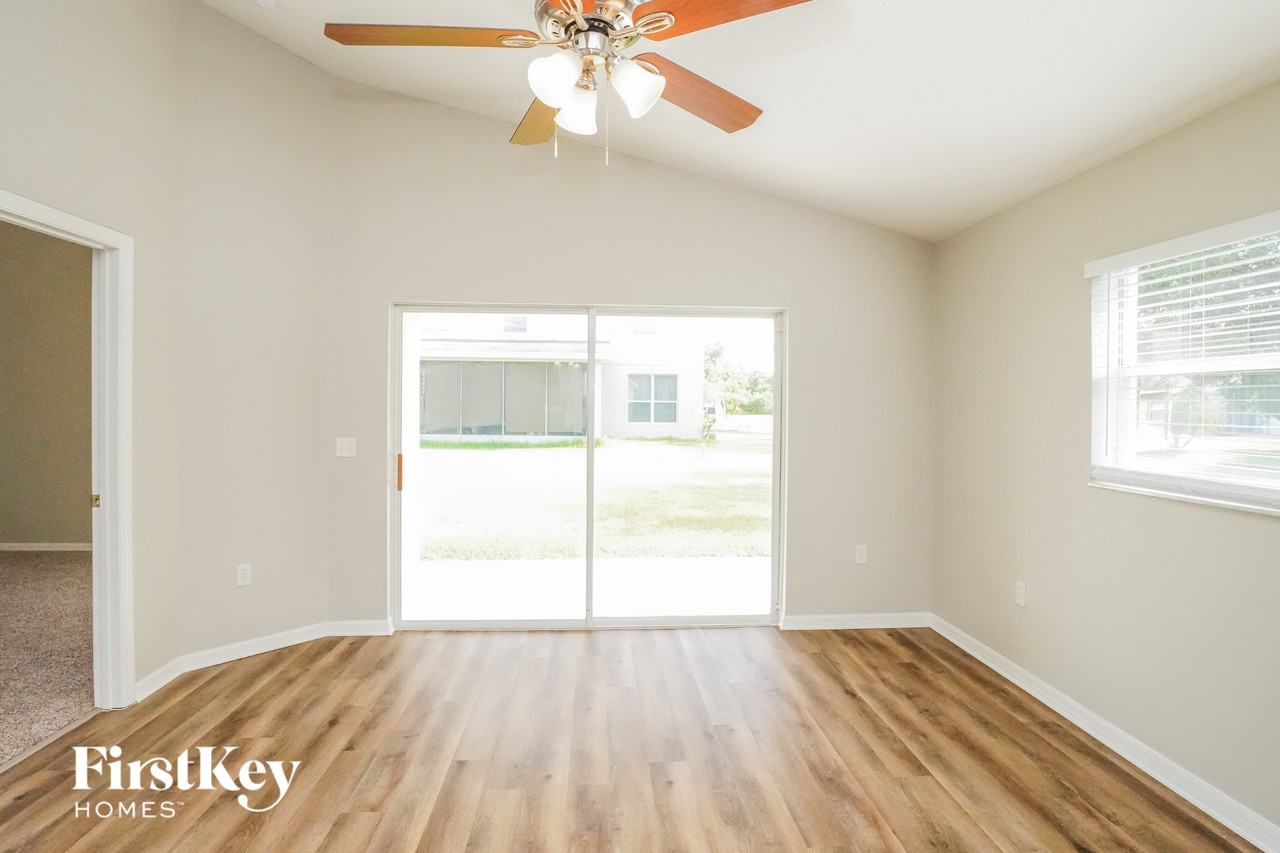 2513 Balmoral Dr - Photo 2 of 15