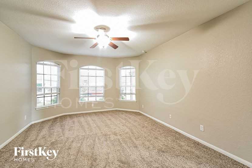 11824 Luckey Fls - Photo 7 of 15