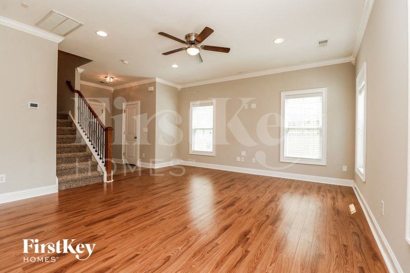 3851 Annapolis Way - Photo 4 of 15