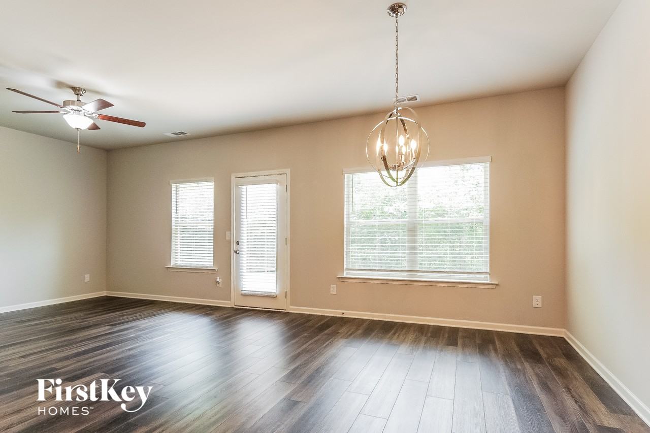 1025 Parkers Cv - Photo 7 of 15