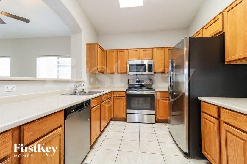 10802 W Granada Rd - Photo 6 of 15