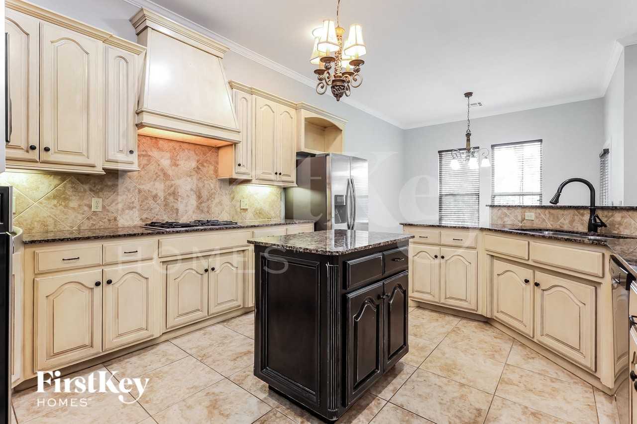 4348 Gallant Fox Dr - Photo 6 of 16