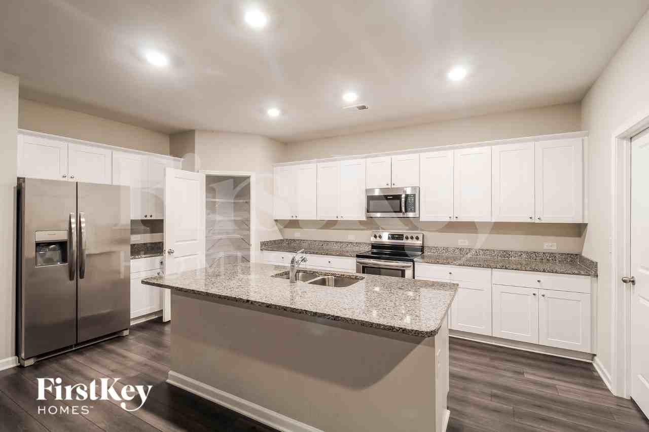 163 Wynn Way - Photo 5 of 16