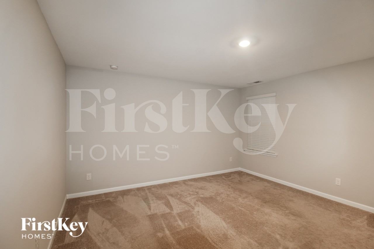 163 Wynn Way - Photo 7 of 16