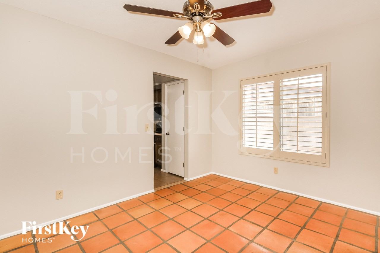 9929 E Colette St - Photo 5 of 16