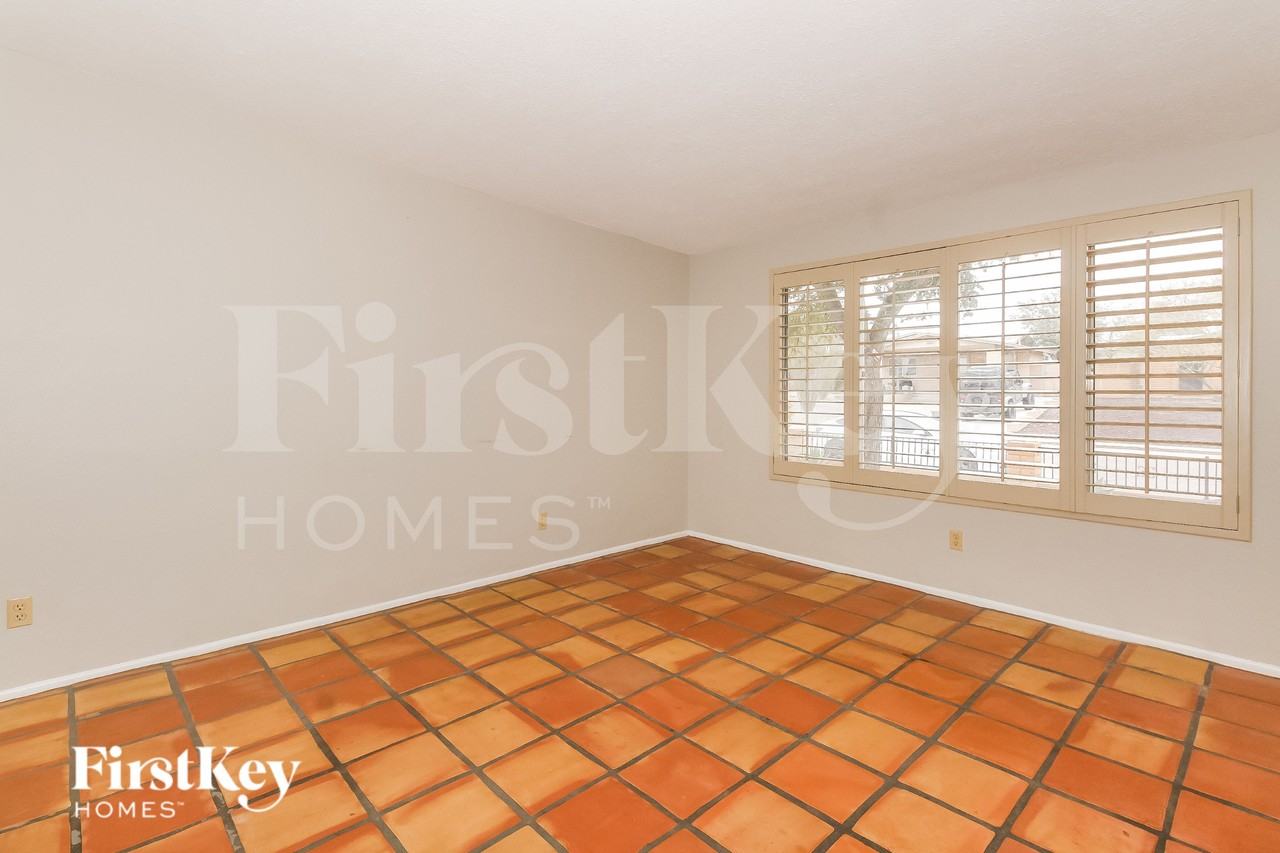 9929 E Colette St - Photo 6 of 16