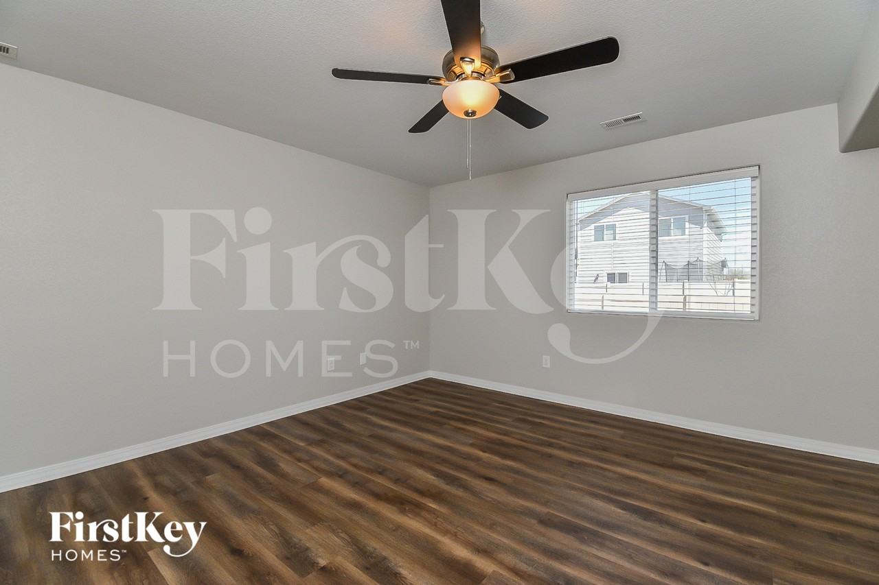 7757 Benecia Dr - Photo 3 of 15