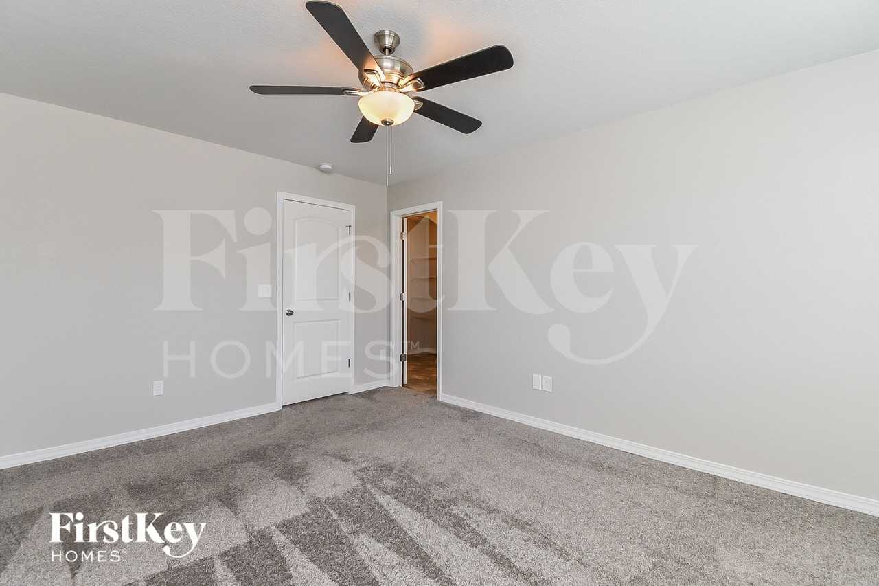 7757 Benecia Dr - Photo 6 of 15