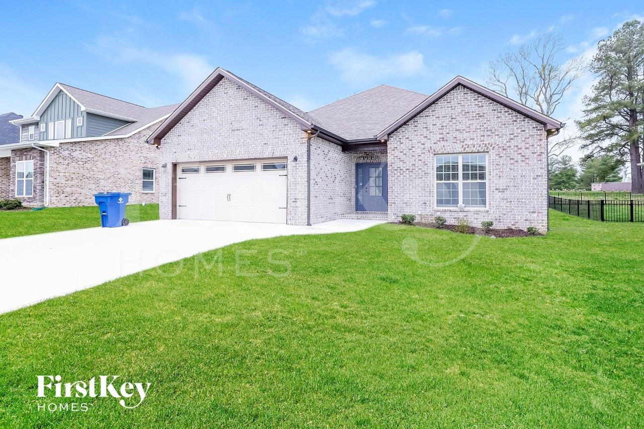 784 Jersey Dr - Photo 2 of 15