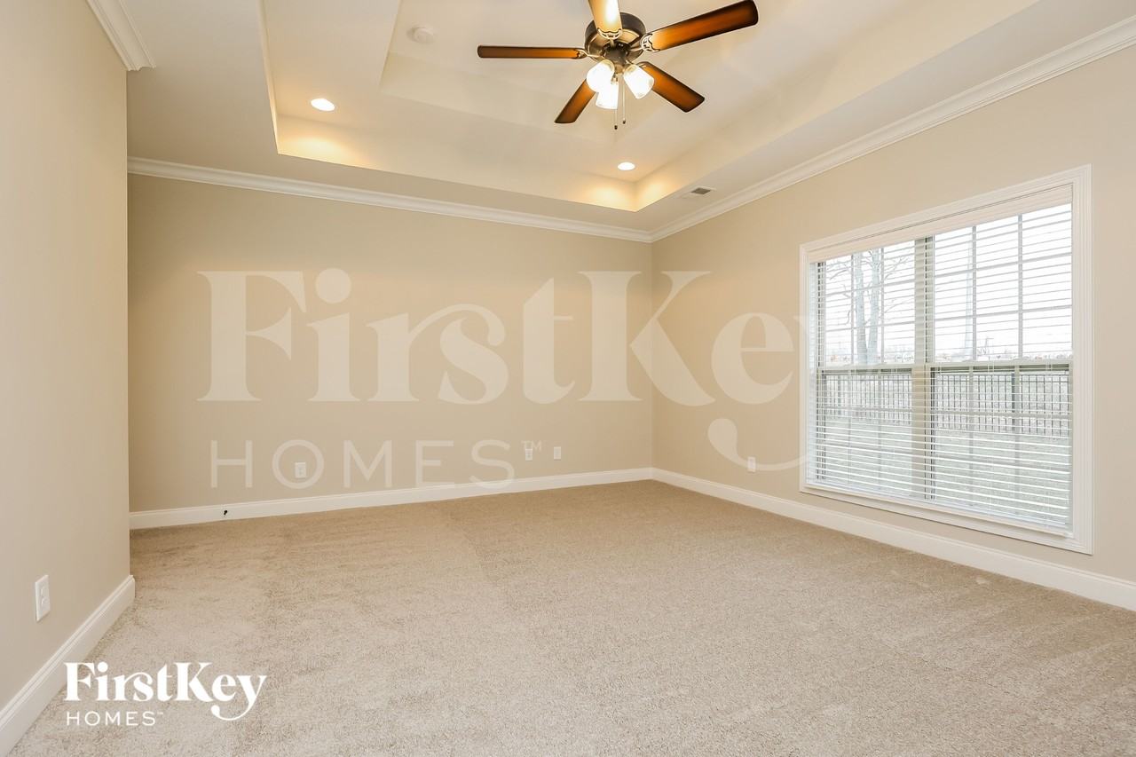 784 Jersey Dr - Photo 7 of 15