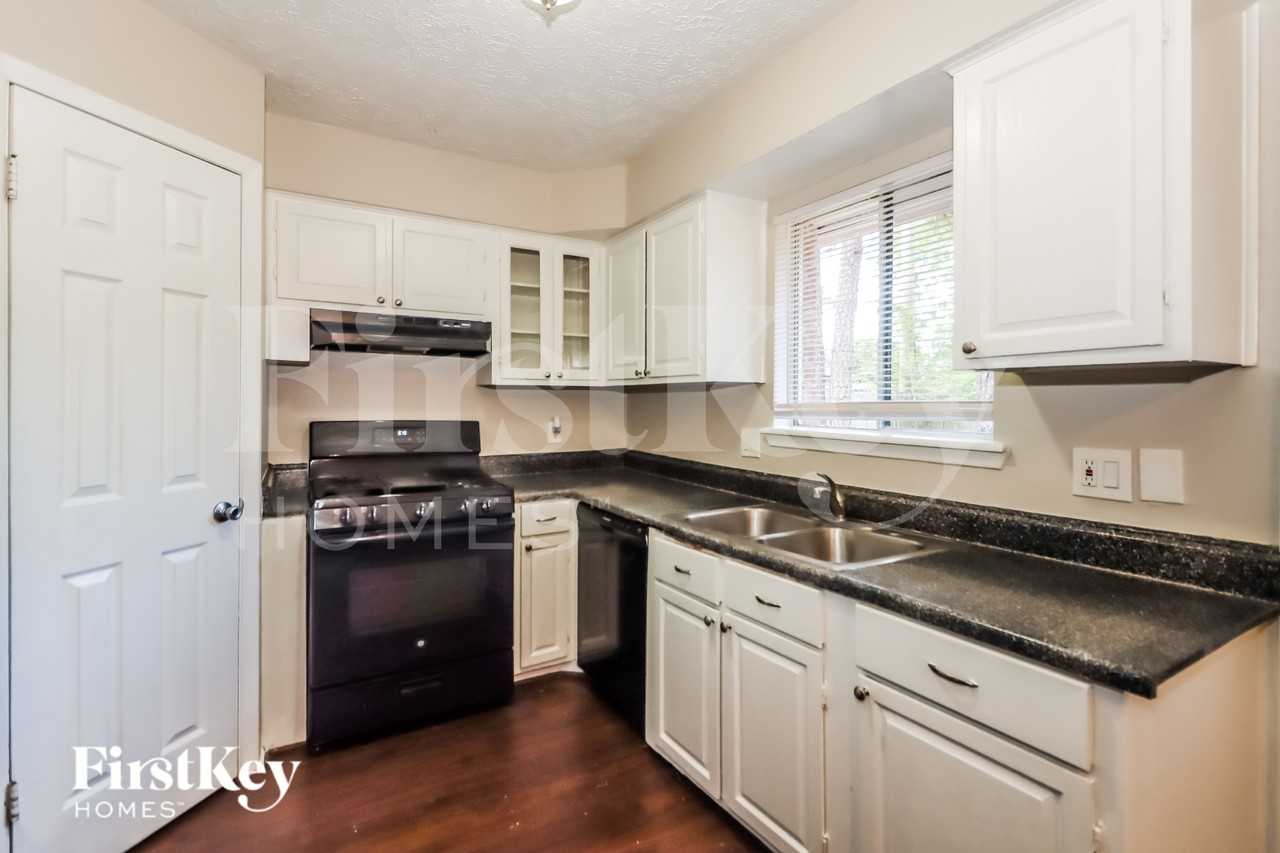 17538 Bonnie Sean Dr - Photo 6 of 15