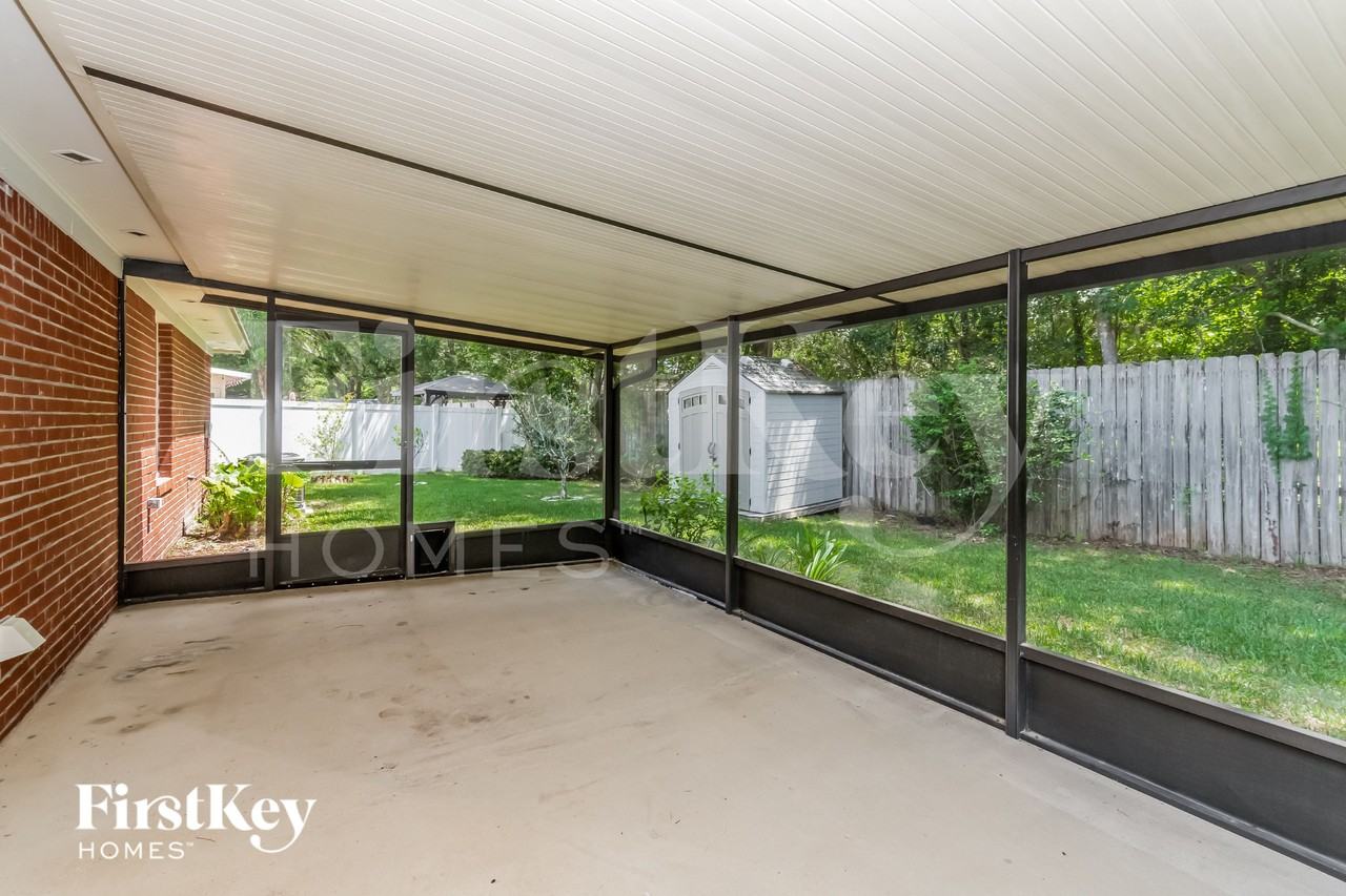 12187 Silver Saddle Dr - Photo 7 of 15