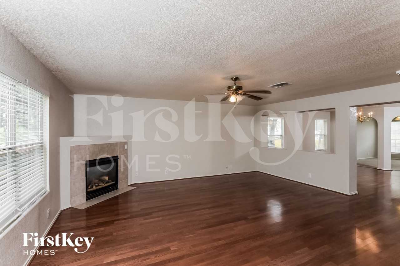 7711 Braun Bnd - Photo 3 of 15