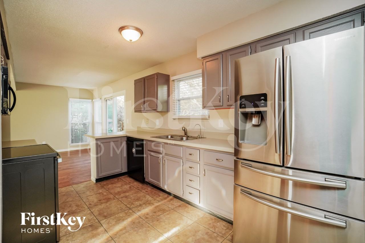 3025 Casper Ave - Photo 7 of 15