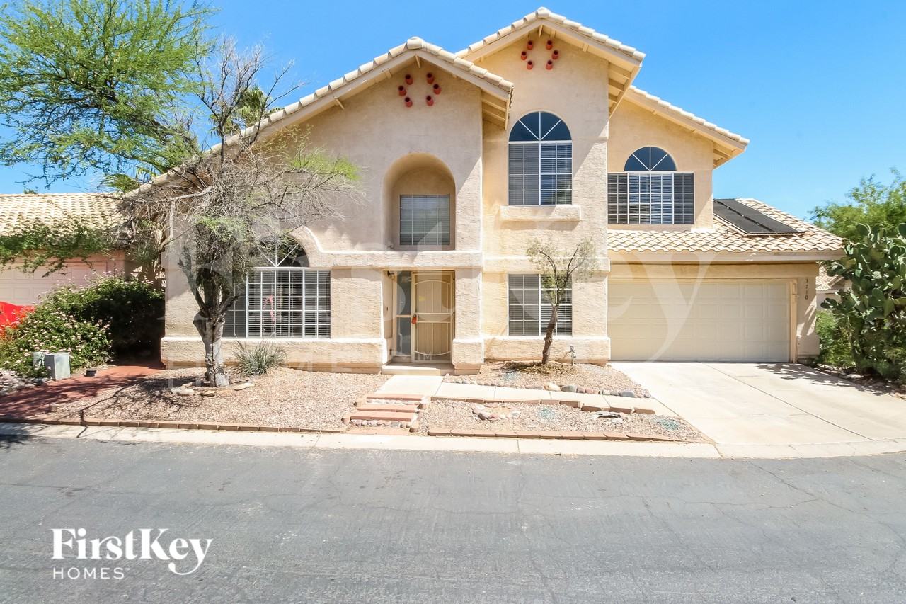 3710 West Spinaker Lane