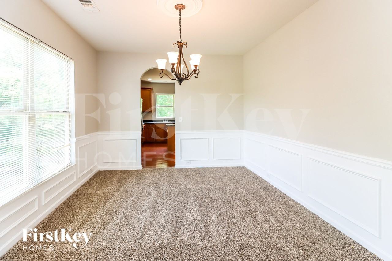 7517 Watson Cir - Photo 4 of 15