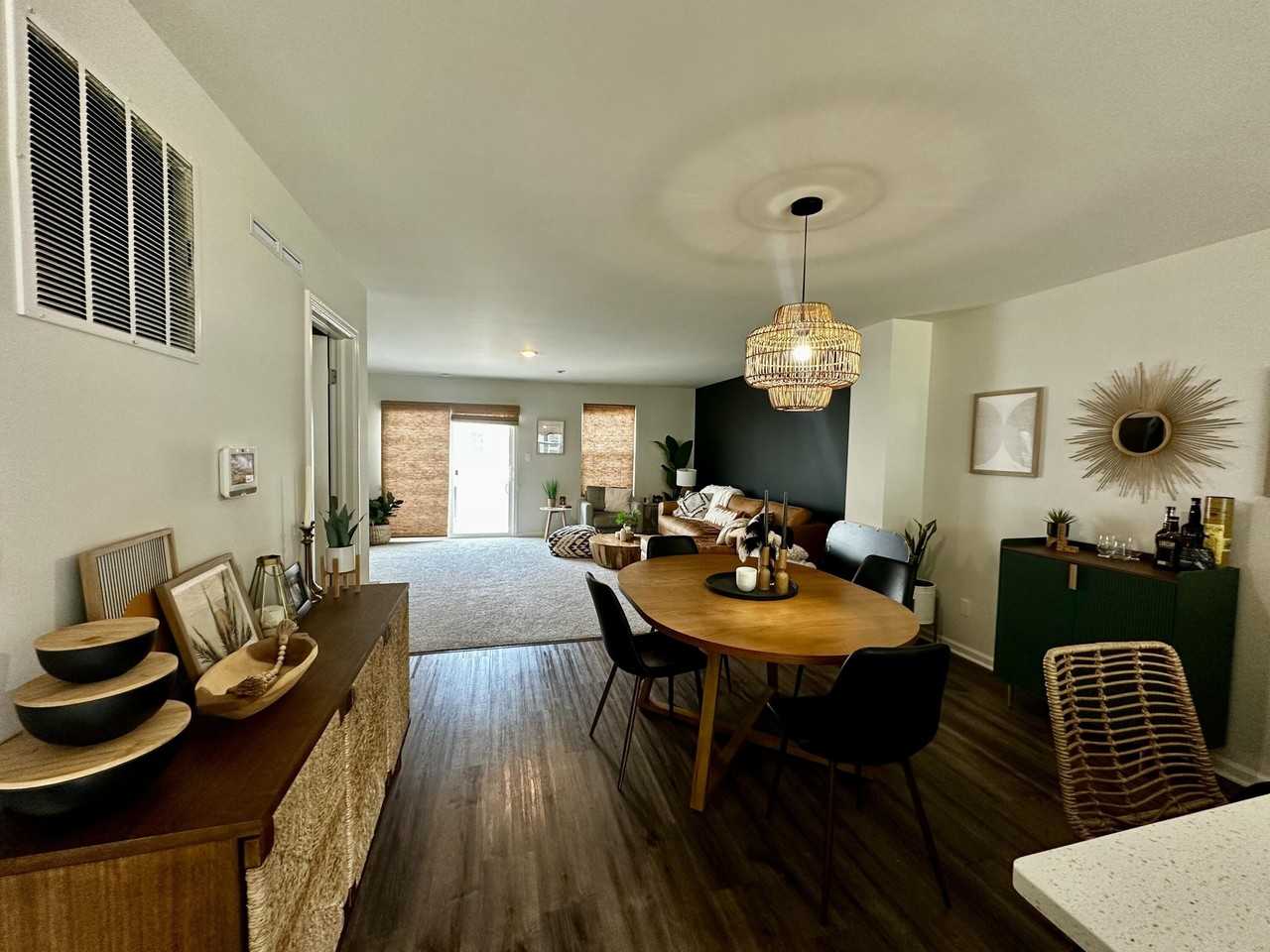 8728 Orchid Dr - Photo 2 of 13