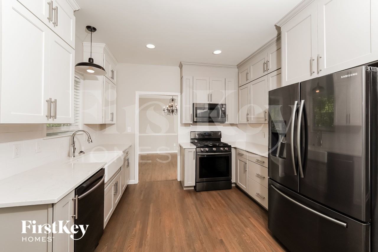 3030 Weatherford Dr - Photo 5 of 15