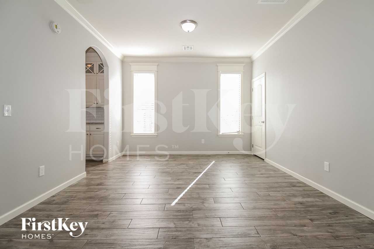 18808 Havenbrook Rd - Photo 4 of 16