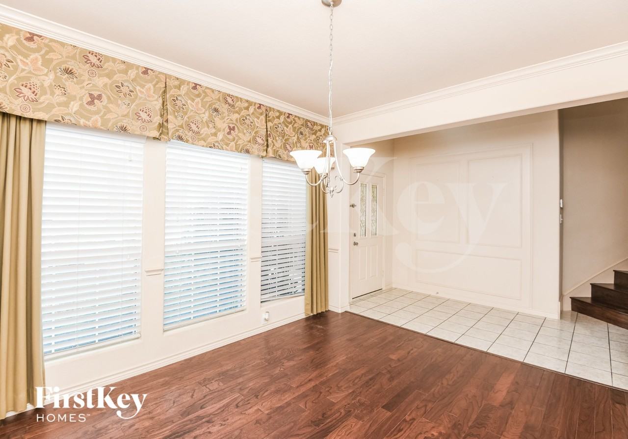 1104 Sawmill Pass Ct - Photo 5 of 15