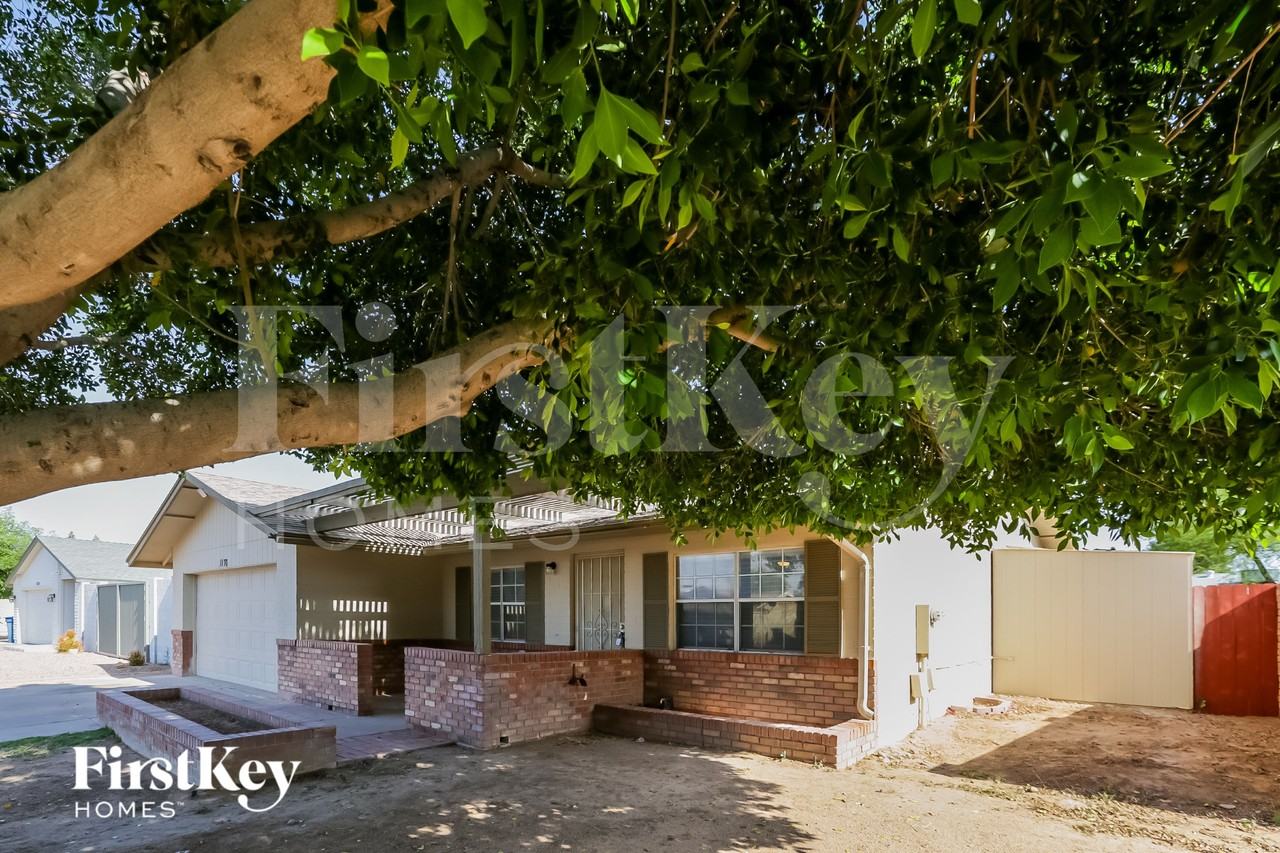 1170 W Nopal Pl - Photo 2 of 15