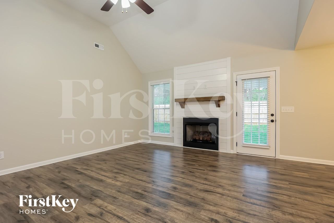 500 Woodtrace Dr - Photo 3 of 15