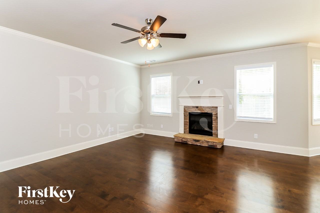 507 Blue Mountain Rise - Photo 3 of 15