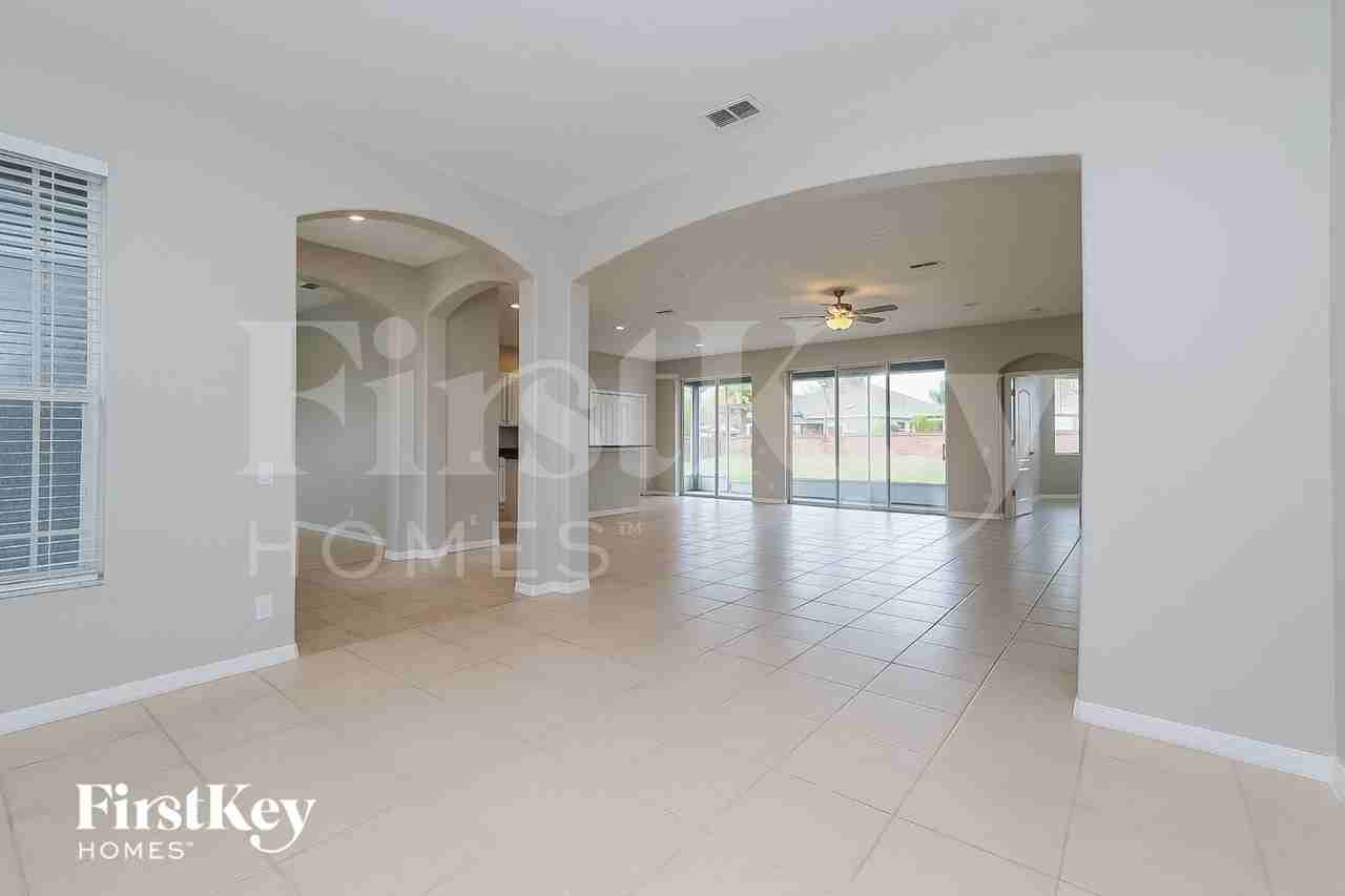 14309 Beauly Cir - Photo 7 of 15