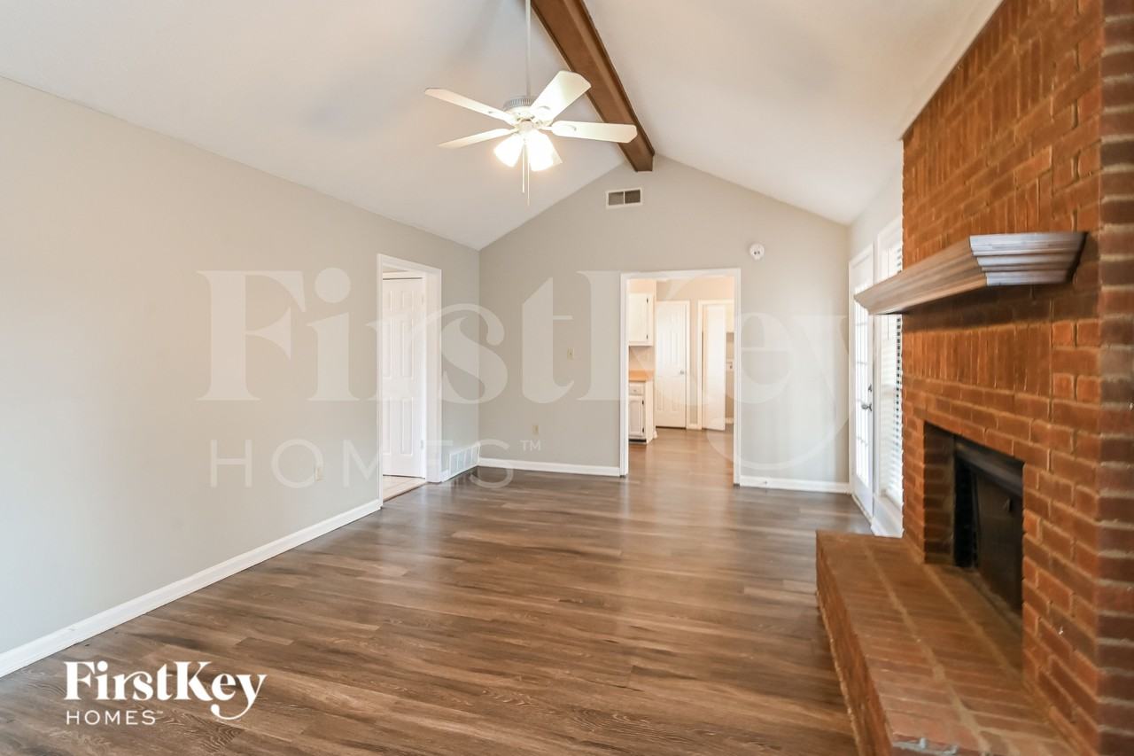 7185 Ransdorp Drive - Photo 2 of 16