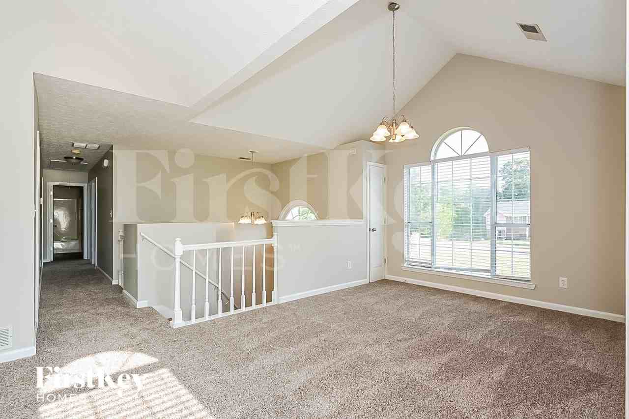 4049 Fieldway Rd - Photo 3 of 13