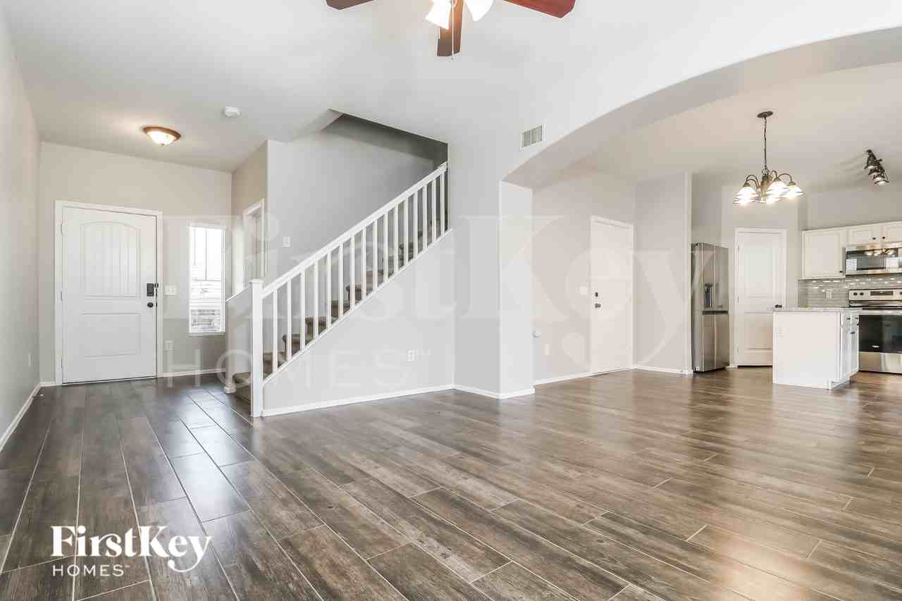 3035 Perdido Way - Photo 3 of 16