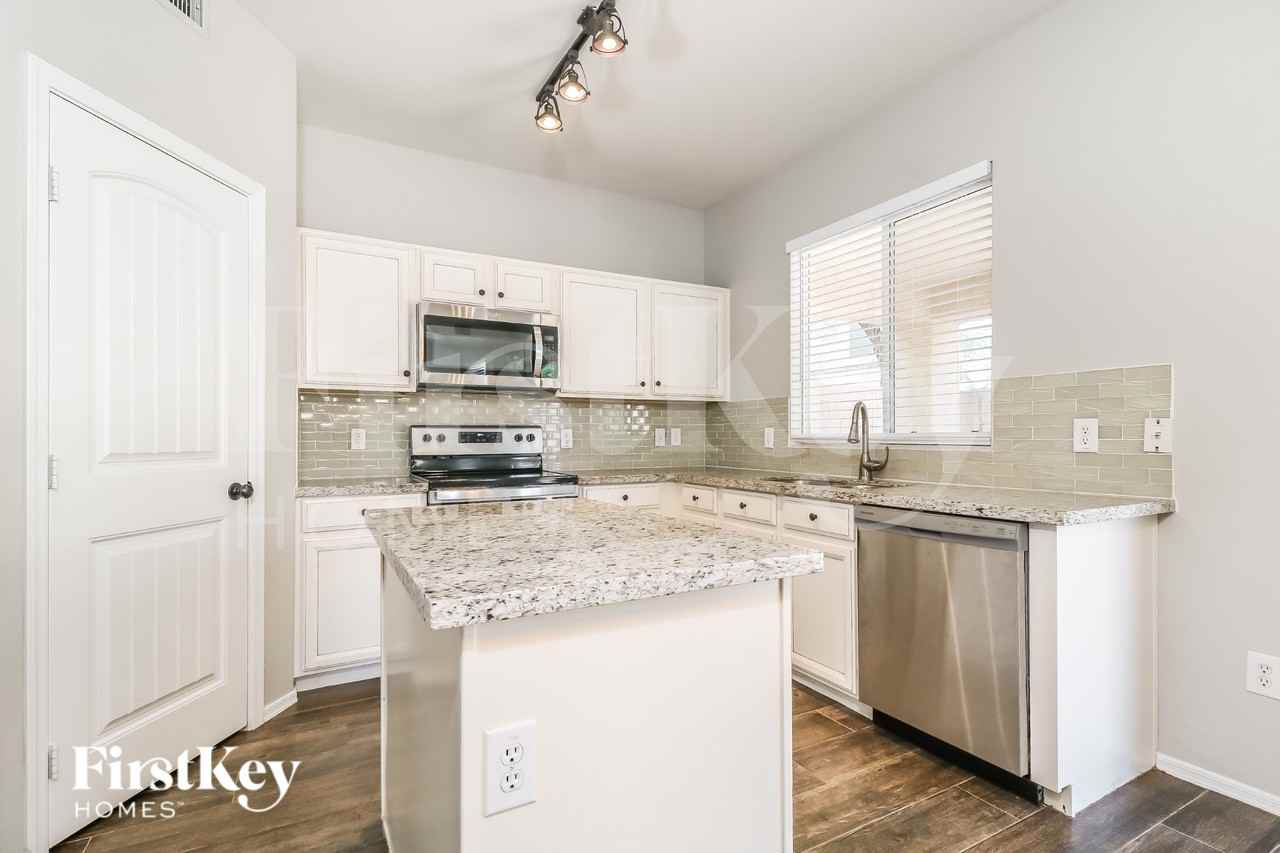 3035 Perdido Way - Photo 6 of 16