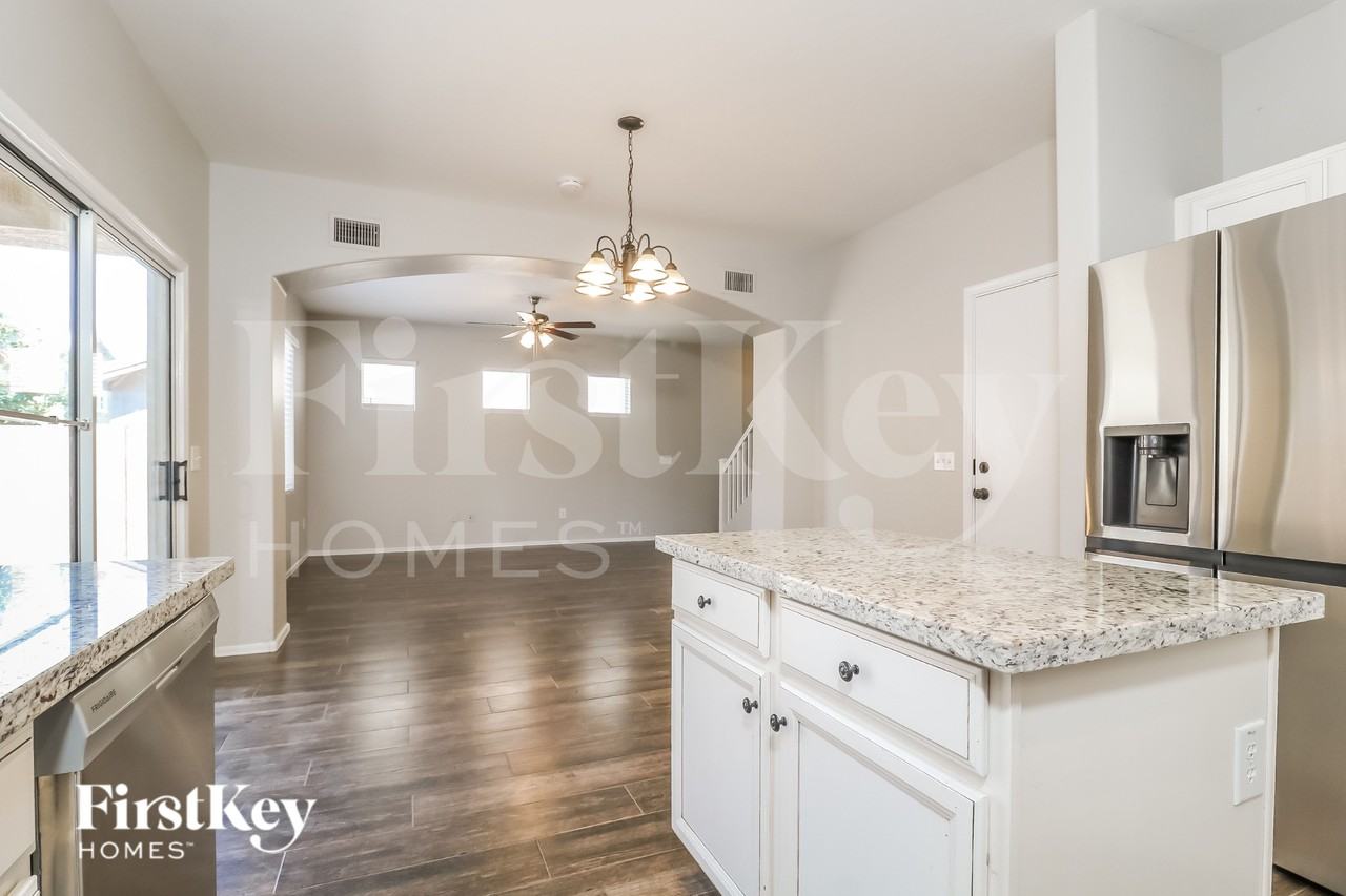 3035 Perdido Way - Photo 7 of 16