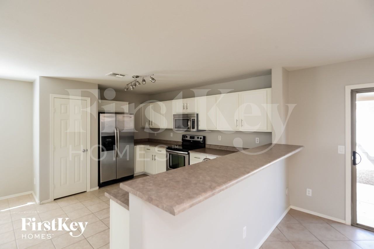 2374 East Meadow Chase Drive - Photo 7 of 15