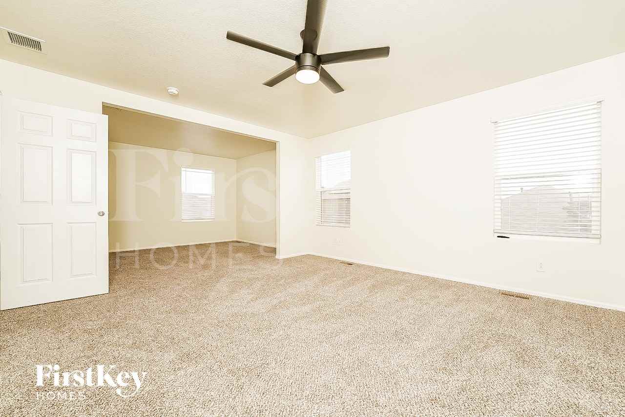 816 Draw St - Photo 7 of 14