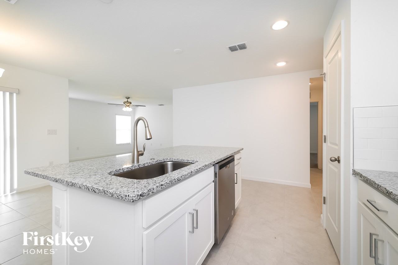 3806 Whitney Way - Photo 6 of 15